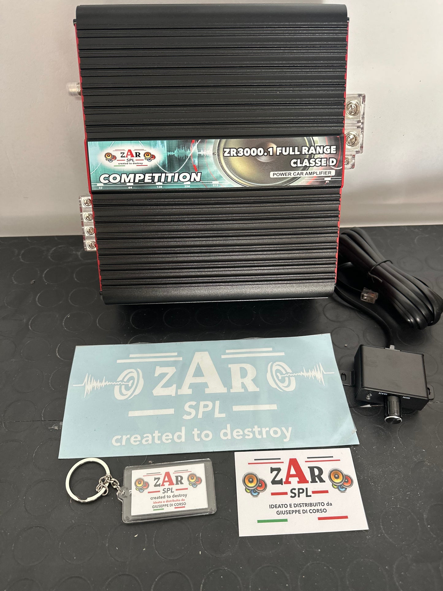 Amplificatore Zarspl ZR3000 serie competition classe D full range 3000w rms new version RED