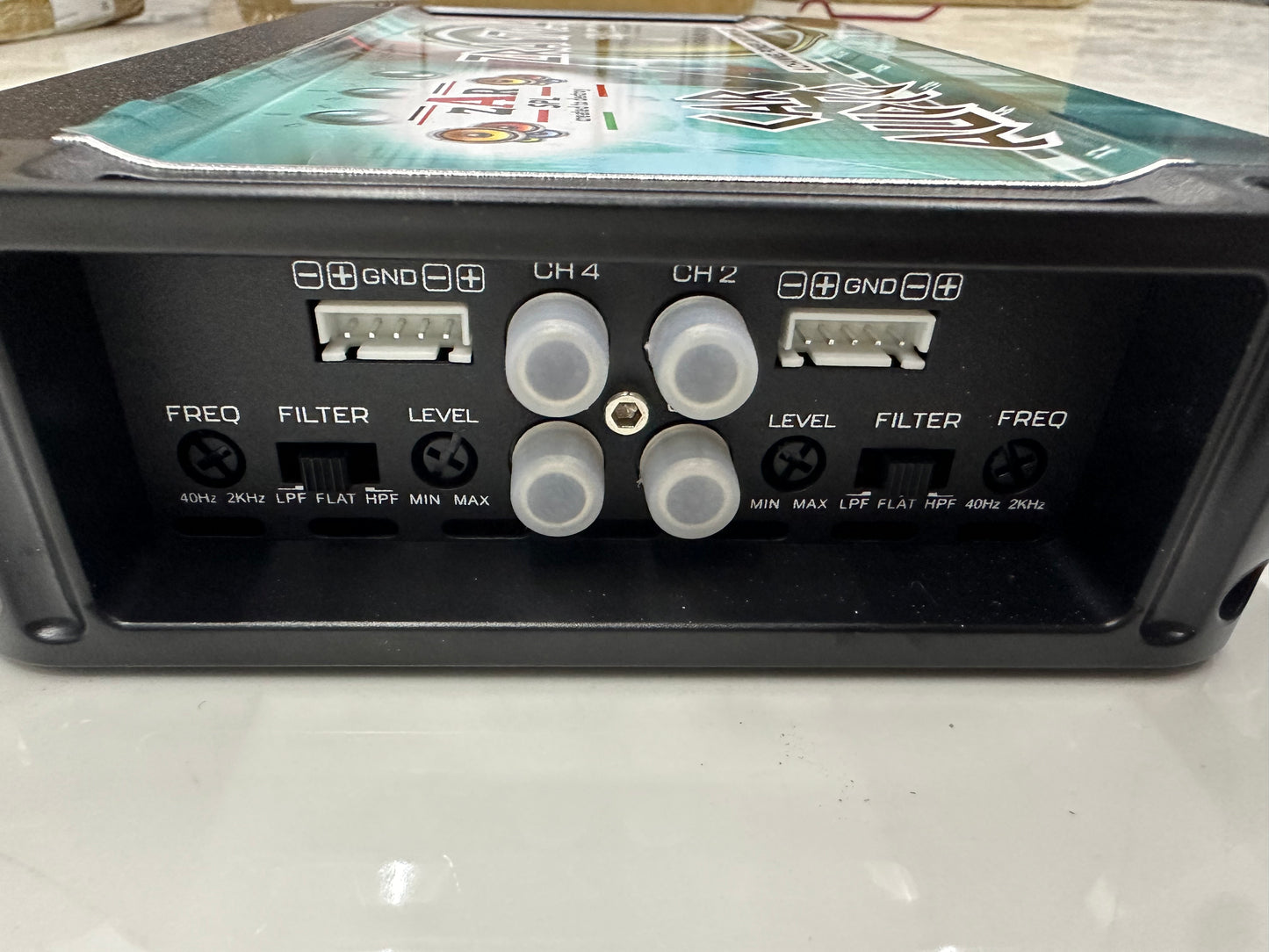 Amplificatore Zarspl ZRA170.4rms classe D 1000w rms Speaker Input Compatibile anche con Autoradio di Serie Occupa Spazio Ridotto