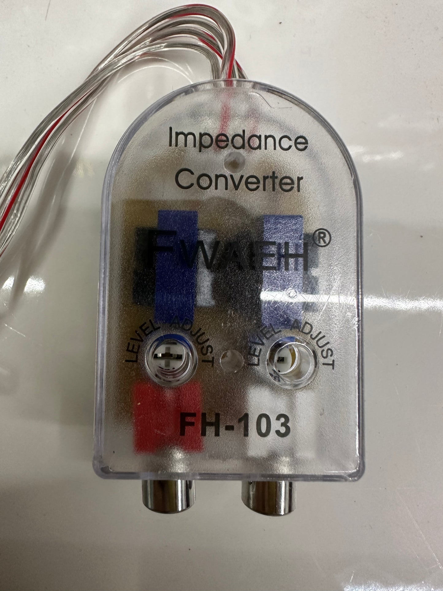 Convertitore interfaccia autoradio da altoparlante ad adattatore RCA